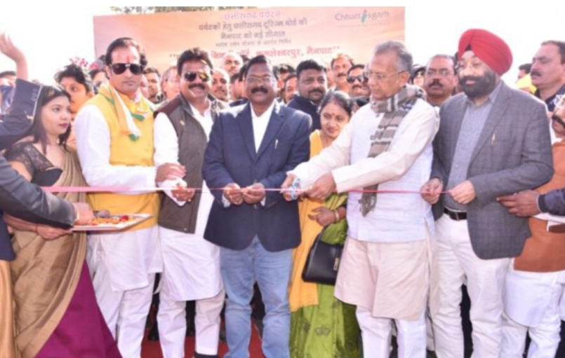 मुख्यमंत्री भूपेश बघेल की सोच के अनुसार प्रदेश में पर्यटन को आगे बढ़ाने का काम किया जा रहा है: ताम्रध्वज साहू, छत्तीसगढ़ पर्यटन मंडल के अध्यक्ष अटल श्रीवास्तव ने कहा जलजली और उल्टा पानी देश दुनिया मे अनूठा