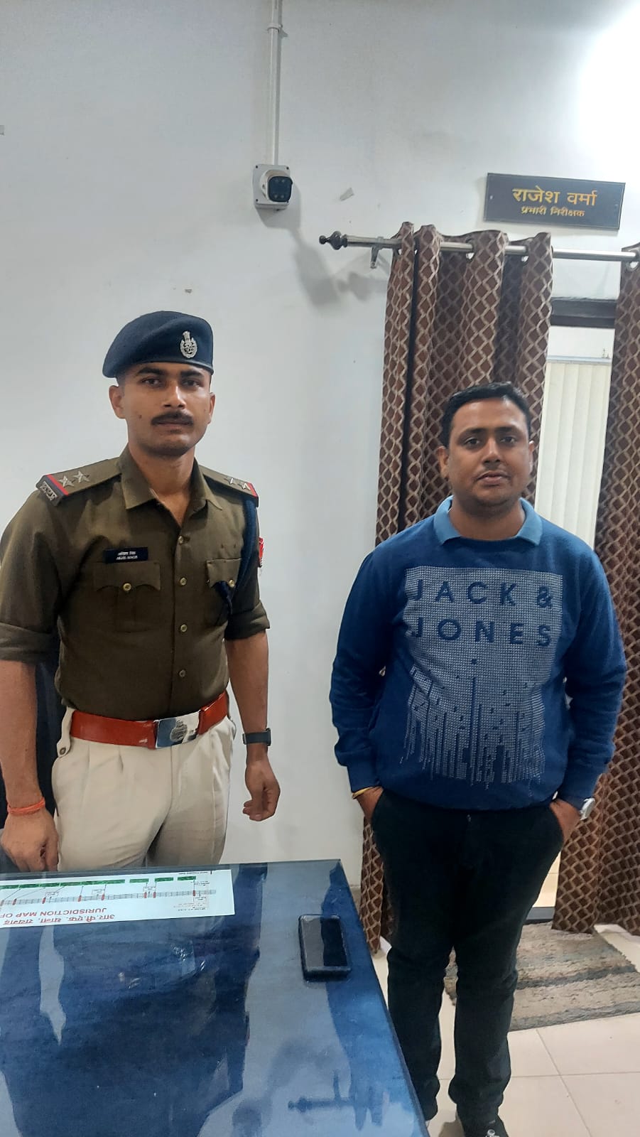 56 हजार के टिकटो के साथ एक युवक रेसुब रायगढ के हत्थे लगा