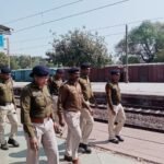 रेसुब पोस्ट भाटापारा एवं जीआरपी भाटापारा के द्वारा संयुक्त रूप से प्लेटफार्म, वेटिंग हॉल, पीआरएस एवं सर्कुलेटिंग एरिया में सघन चेकिंग अभियान