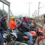 रेलवे सुरक्षा बल रायपुर , ट्रेनो पर पत्थरबाजी, ट्रेक  किनारे मवेशी चराने वालो एवं एम.आर.ओ. के खिलाफ लगातार  जागरूकता अभियान