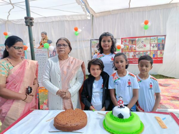 बाल शहीद अबीर के नाम बाल उद्यानअबीर के आठवें जन्मदिन पर हुआ प्रतिमा का अनावरण, विविध कार्यक्रम