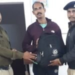 भगत की कोठी से यात्रा कर रहे यात्री का बेग छूटा आरपीएफ राजनांदगाव ने लौटाया