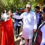मुख्यमंत्री भूपेश बघेल ने मयाली में मिट्टी के मड हाऊस का किया शुभारंभ