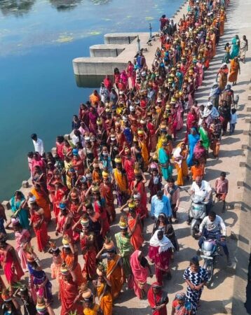 केदार द्वीप मदकू में त्रिदिवसीय शिव आराधना पर निकली  भव्य कलशयात्रा, 25 गांव की महिलाएं हुई शामिल