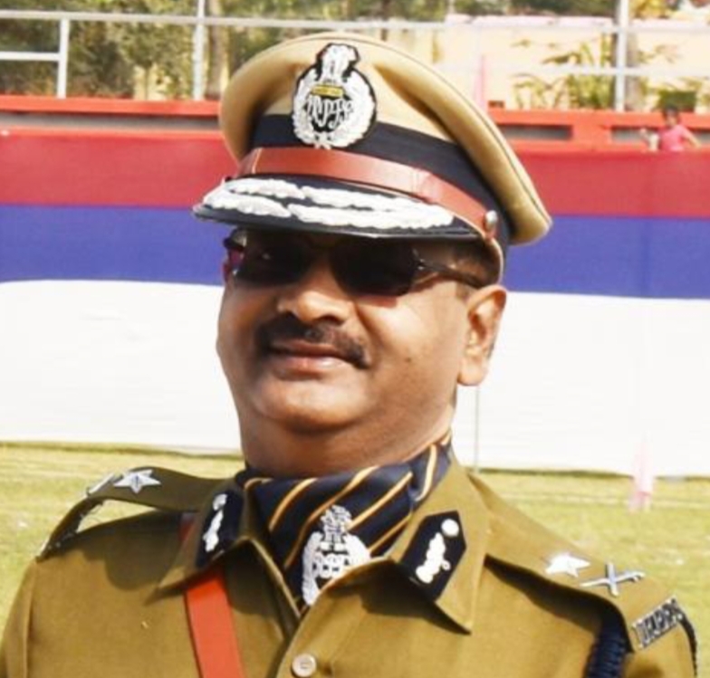 बिलासपुर जोन में रेसुब ने दो दिन में ताबड़तोड़ कार्यवाही कर 3 मंडलों में लाखो के अवैध टिकट के साथ पकड़ाए 30 दलाल,आगे भी होगी कार्यवाही : ए. एन. सिन्हा