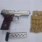 पुलिस ने कांग्रेस नेता राघवेंद्र प्रताप सिंह के बेटे की शादी में  ताबड़तोड़ हर्ष फायरिंग पर कार्रवाई करते हुए लाइसेंसी पिस्टल और 30 नग जिंदा कारतूस की जब्त