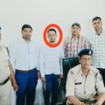 रेसुब रायपुर व जीआरपी  द्वारा संयुक्त रूप से प्लेटफॉर्म में मोबाइल चोरी की नियत से घूम रहे आदतन बदमाश को पकड़ा