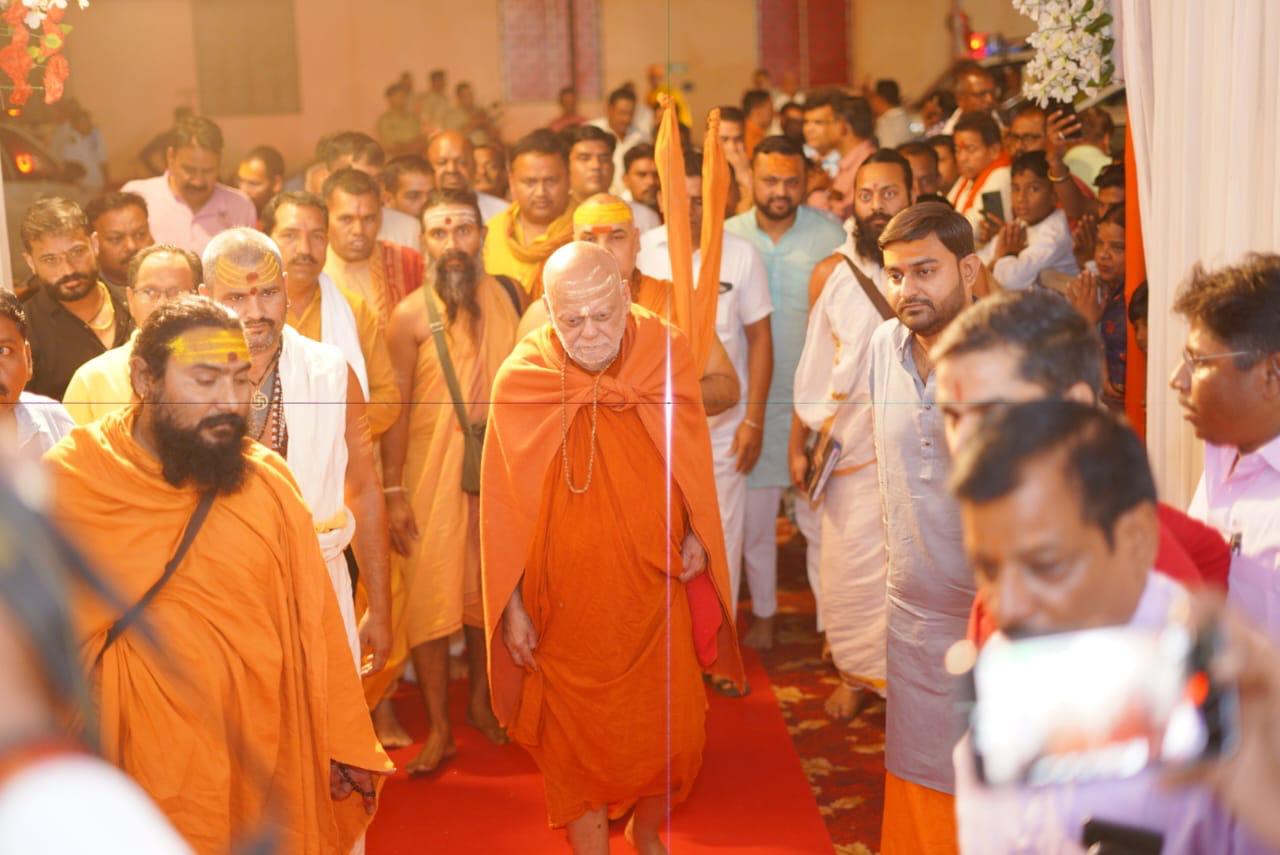 विकृति जब चरम सीमा पर पहुंचती है तो संस्कृति का मार्ग प्रशस्त होता है – शंकराचार्य