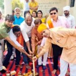 विधायक बांधी ने वार्ड क्रमांक 43 देवरीखुर्द में लगा दी विकास कार्यों की झड़ी एक के बाद एक विकास कार्यों का किया भूमिपूजन