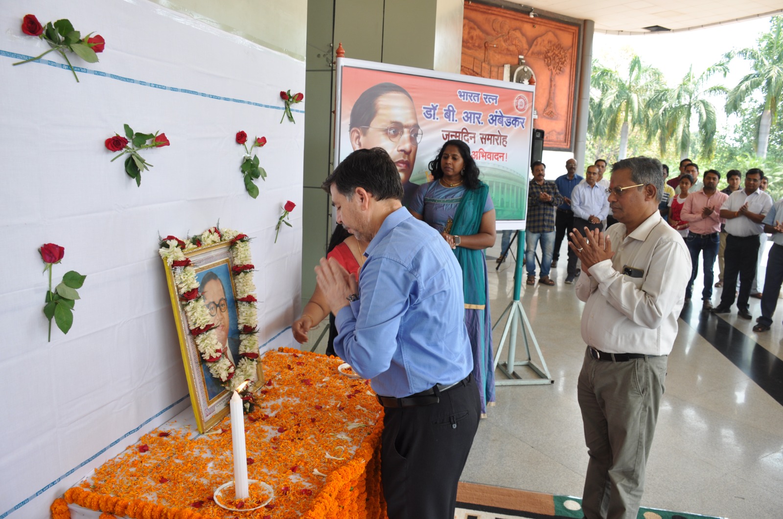 भारत रत्न बाबा साहब डॉ. भीमराव अम्बेडकर की 132वीं जन्म दिवस द.पू.म.रे. में पूरी श्रद्धा के साथ मनायी गई