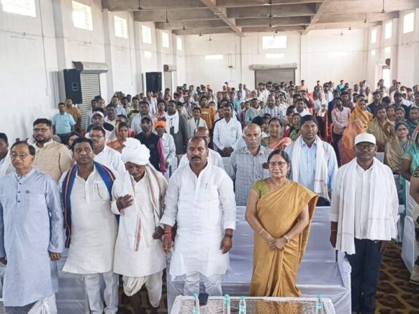 अंबेडकर जंयती पर सर्व समाज ने प्रकृति पूजा कर नगर भ्रमण किया