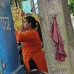 “निजात” कार्यक्रम की धज्जियां केवल लड़के नहीं लड़कियां भी उड़ा रही है, आई जी कार्यालय से मात्र 100 मीटर पर: देखें विडियो…