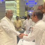 कर्नाटक विधानसभा चुनाव बैठक में शामिल हुए नगर विधायक शैलेष पांडेय