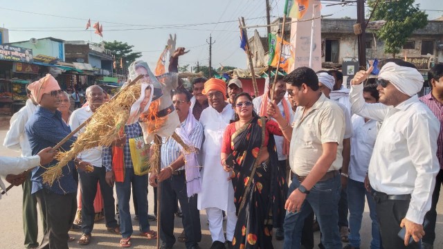 कोटा भाजपा मंडल ने  भूपेश बघेल एवं कवासी लखमा का पुतला दहन किया गया