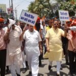 भारी-भरकम बिल मेंटेनेंस के नाम पर सरकार के बिजली विभाग की लूटमारी के खिलाफ अमर के नेतृत्व में पैदल मार्च