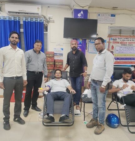 SBI मेन ब्रांच बिलासपुर में विशाल शैवक्षिक रक्त दान शिविर का आयोजन