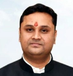 उच्च शिक्षा मंत्री उमेश पटेल,उच्च शिक्षा विभाग को राष्ट्रीय स्तर पर स्कॉच सिल्वर अवार्ड मिलने पर  अधिकारियों-कर्मचारियों को दी बधाई