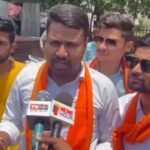 *कांग्रेस नेताओं को फायदा पहुँचाने के लिए सिटी बस स्टॉप और ऑटो स्टैंड को हटाकर बनाये जा रहे अवैध काम्प्लेक्स के खिलाफ भाजपाइयों ने खोला मोर्चा, कलेक्टर के नाम सिटी मजिस्ट्रेट को सौपा ज्ञापन