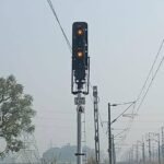 ऑटोमेटिक सिग्नलिंग प्रणाली- नए दौर का आगाज तथा गति व क्षमता वृद्धि के साथ साथ समयबद्धता के लिए वरदान*  *इस नई तकनीक से एक सेक्शन में एक साथ एक से अधिक ट्रेनें हो रही हैं परिचालित*
