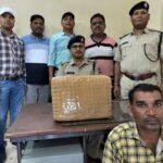 बड़ी न्यूज: रेल सुरक्षा बल रायपुर ने मुखबिर की सूचना पर एक तस्कर से एक लाख रु.से ऊपर का गांजा पकड़ा