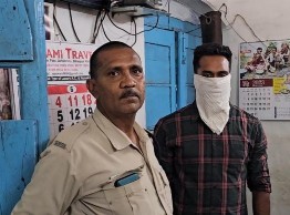 एसपी संतोष सिंह की बिलासपुर पुलिस ने रेप के आरोपी को अयोध्या से गिरफ्तार किया , परिवेश तिवारी की उपलब्धि