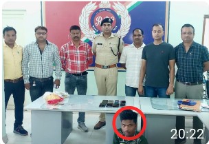 आरपीएफ बिलासपुर तथा टीओपीबी टास्क टीम-1 ACCU ने ट्रेन में मोबाइल चोरी करने वाले शातिर चोर को हजारों की मोबाइल के साथ गिरफ्तार किया