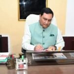 Dr Sanjay Alung IAS ने रायपुर संभाग आयुक्त का पदभार सम्भाला कार्यालय का निरीक्षण कर नियमानुसार काम करने दिए निर्देश
