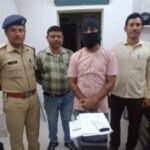 हजारों के 34 तत्काल ई टिकट बनाते रेसुब अ. गु.शाखा नागपुर टीम द्वारा अवैध व्यापार में संलिप्त पाए गए एक व्यक्ति को गिरफ्तार कर इतवारी पोस्ट को किया सुपुर्द