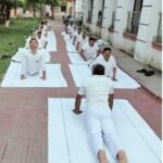 रेसुब रायगढ़ ने 21जून बुधवार को विश्व योग दिवस के दिन बैरक प्रागंण में किया योग अभ्यास