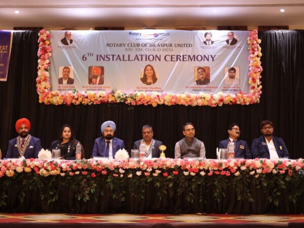 रोटरी क्लब का 6वाँ शपथ ग्रहण समारोह प्रकाश बने अध्यक्ष एवं रौनक साव बने सचिव