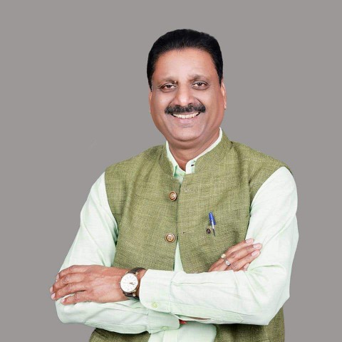 विधायक रजनीश ने राज्य सरकार के स्वास्थ प्रबंधन को निशाना बनाते हुए तल्ख टिप्पणी की