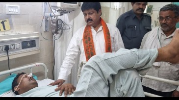 प्रधानमंत्री और अरूण साव के निर्देश पर घायलों को देखने पहुंचे  अपोलो सरगुजा भाजपा प्रभारी संजय श्रीवास्तव  मृतकों के अंतिम संस्कार में शामिल होंगे