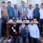 डेढ़ लाख की एप्पल आईफोन के साथ रेलवे सुरक्षा बल गोंदिया ने 3 व्यक्ति को किया गिरफ्तार