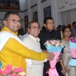मोहन मरकाम ने मंत्री पद की शपथ ली बिलासपुर विधायक शैलेष पांडेय ने दी बधाई एवम शुभकामनाएं
