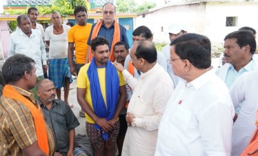 मासूमों के जान की कीमत पर अवैध व्यापार चला रही सरकार – अरुण साव