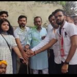 जिला सहकारी केंद्रीय बैंक नेहरू चौक में अध्यक्ष प्रमोद नायक ने किया वृक्षारोपण
