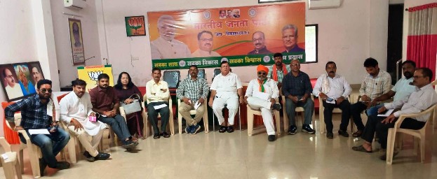 अमानक खाद के मुद्दे पर कलेक्टोरेट घेरेंगे भाजपा के किसान नेता