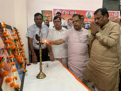 *पाटन में मुख्यमंत्री को पटखनी देंगे विजय बघेल, जनता ने बदलबो का मन बना लिया है- पूर्व मंत्री अमर अग्रवाल*