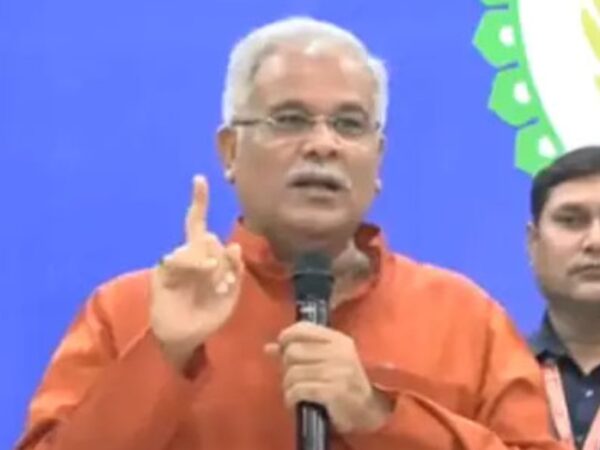 *संविदा कर्मचारियों ने अनिश्चितकालीन हड़ताल को लिया वापस**संविदा कर्मचारियों के वेतन में 27 प्रतिशत वृद्धि किए जाने पर मुख्यमंत्री का जताया आभार*