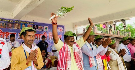 *आदिवासियों की आर्थिक स्थिति में सुधार लाने का काम हमारी सरकार ने किया है:-यू. डी. मिंज*