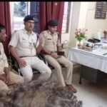 स्वतन्त्रता दिवस को ध्यान में रख सुरक्षा की दृष्टि में आर पी एफ डोंगरगढ़ पोस्ट ने आटो चालकों व सफाई कर्मियों की बैठक ली