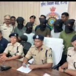 <em>एक्सिस बैंक डकैती मामले में 24 घंटे के भीतर रायगढ़ पुलिस को मिली अभूतपूर्व सफलता, सीएम भूपेश बघेल ने छत्तीसगढ़ पुलिस की पीठ थपथपाई</em>……
