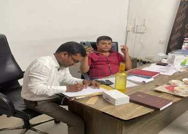 सन राइस फार्मा के ठिकाने पर ड्रग्स डिपार्टमेंट ने दबिश दी, डाइक्लोफैनिक सोडियम के 11 हजार इंजेक्शन वायल मिले