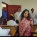 <em>निर्वाचन में रिपोर्टिंग का कार्य समय सीमा पर होना सबसे महत्वपूर्ण – संभागायुक्त श्रीमती शिखा राजपूत</em>