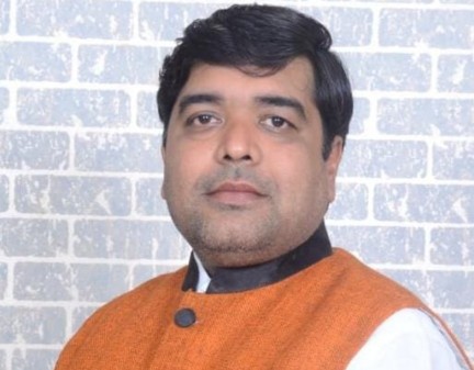 ओपी चौधरी के वादों में शहर के प्रदूषण मुक्ति का इरादा:- विकास केडिया