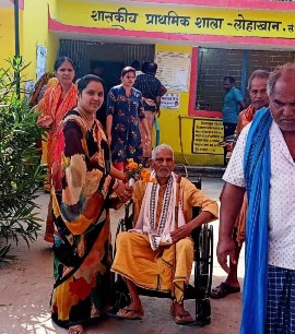 मतदान के प्रति बुजुर्गाे में दिखा भारी उत्साह, 107 साल के श्री माधव मेहर ने किया मतदान