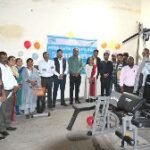 <em>एनटीपीसी सीपत द्वारा नैगम सामाजिक दायित्व के तहत ग्राम गतौरा में जिम उपकरण का हस्तांतरण</em>