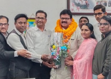 अटल श्रीवास्तव का  कांग्रेस विधि विभाग ने मनीष श्रीवास्तव के नेतृत्व में भव्य स्वागत किया