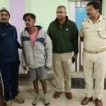 दस साल से फरार वारंटी रेसुब पोस्ट रायगढ़ के हत्थे चढ़ा,विशेष टीम ने गुप्त सूचना पर ओडिसा के सुंदरगढ़ में आरोपी के घर में दी दबिश