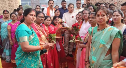 भाजपा मंडलों के अभिनंदन समारोह में शामिल हुए अमर अग्रवाल-जीत का श्रेय कार्यकर्ताओ की मेहनत को दिया